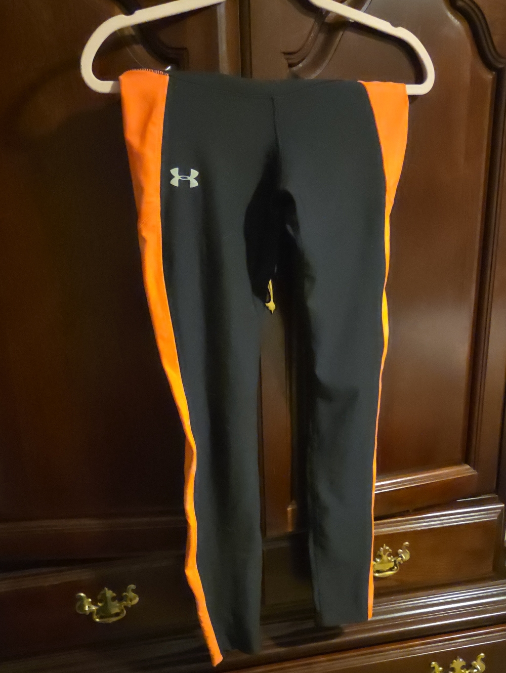 Womens Under Armour Black Leggings with Orange Side  Panels